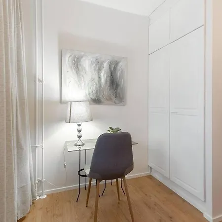 Tunnelmallinen Kaksio アパート *