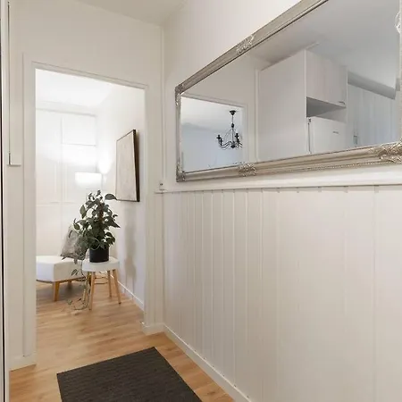 アパート Tunnelmallinen Kaksio